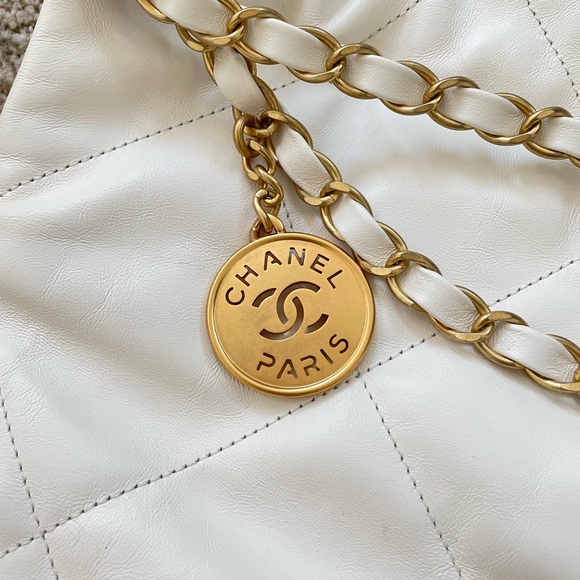 Customize 22 bag White Quilted Leather - Picture 7 of 9